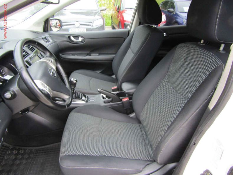 Nissan Pulsar - hlavní fotka