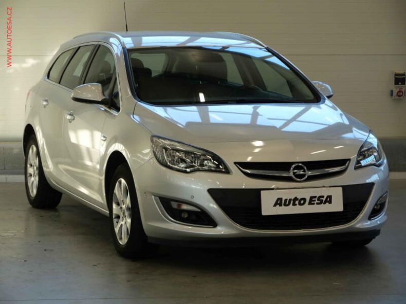 Opel Astra - hlavní fotka inzerátu