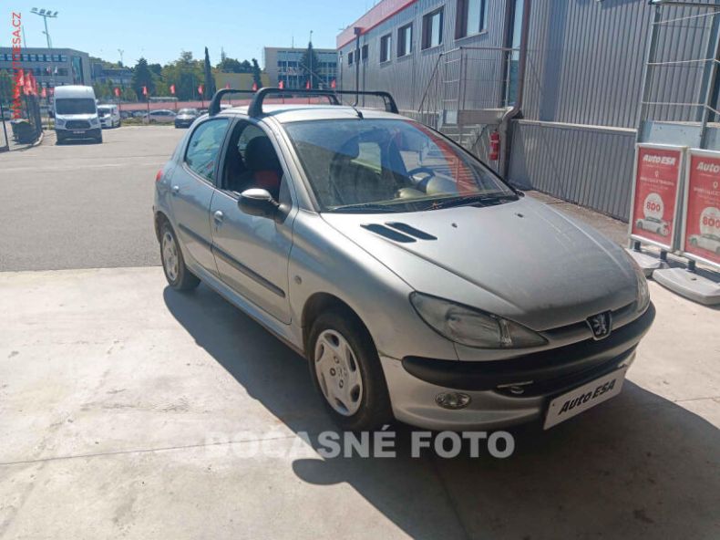 Peugeot 206 - hlavní fotka inzerátu