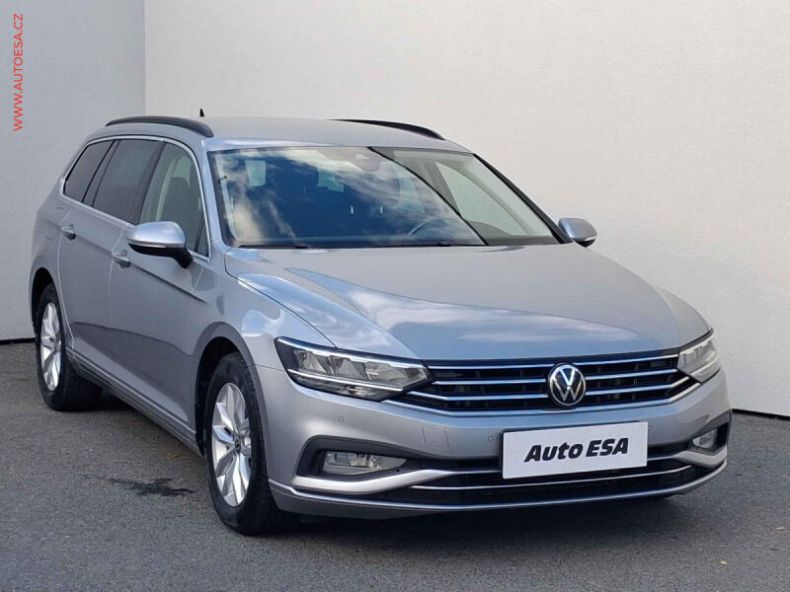 Volkswagen Passat - hlavní foto