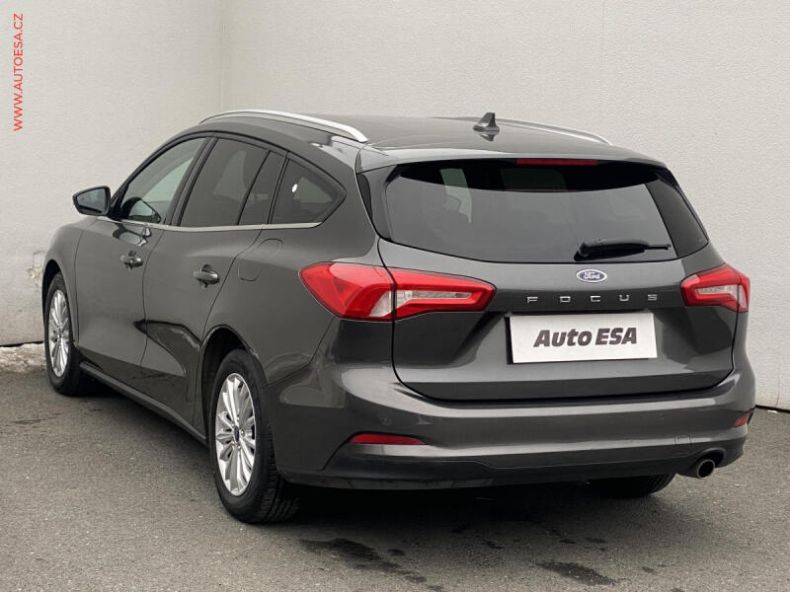 Ford Focus - hlavní fotka