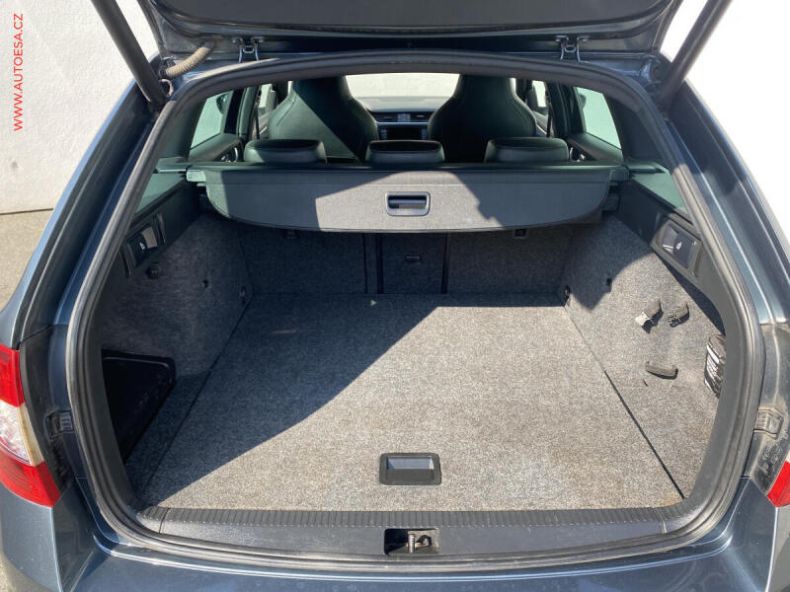 Škoda Octavia - hlavní fotka