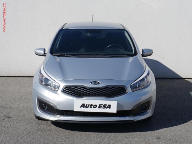 Kia Cee'd - hlavní fotka