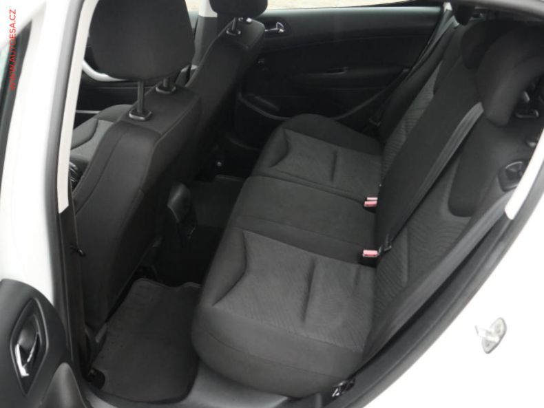 Peugeot 308 - hlavní fotka