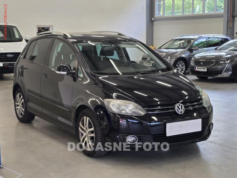 Volkswagen Golf - hlavní fotka inzerátu