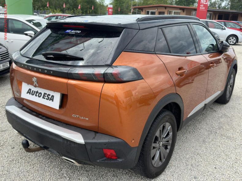 Peugeot 2008 - hlavní fotka