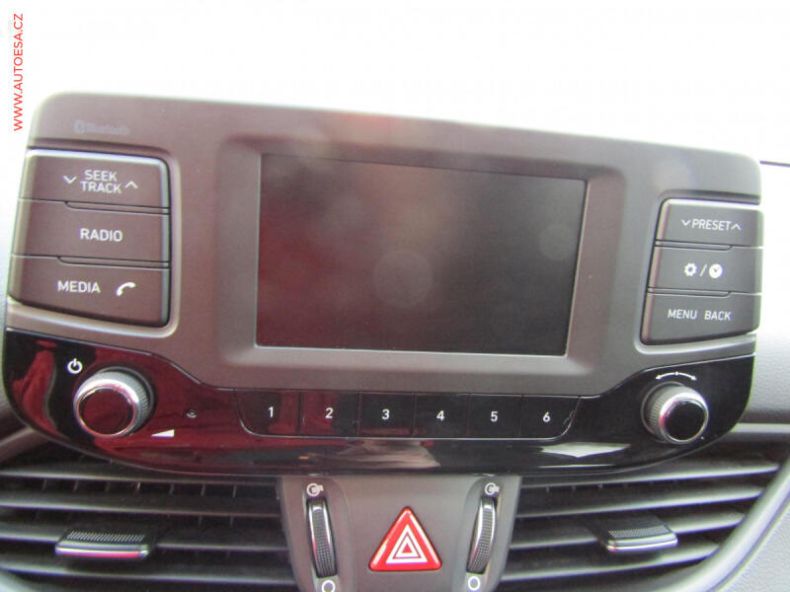 Hyundai i30 - hlavní fotka