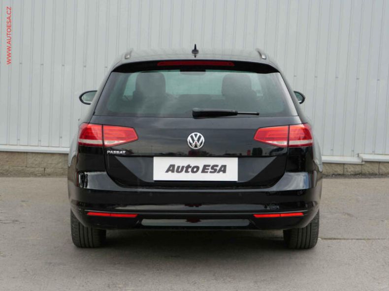 Volkswagen Passat - hlavní fotka