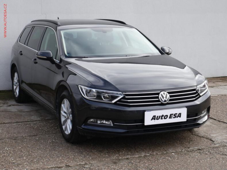 Volkswagen Passat - hlavní fotka inzerátu