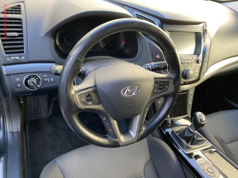 Hyundai i40 - hlavní fotka