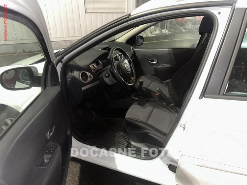 Renault Clio - hlavní fotka