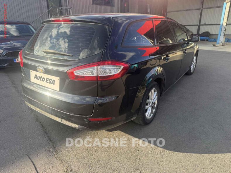 Ford Mondeo - hlavní fotka