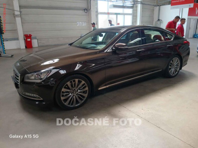 Hyundai Genesis - hlavní fotka