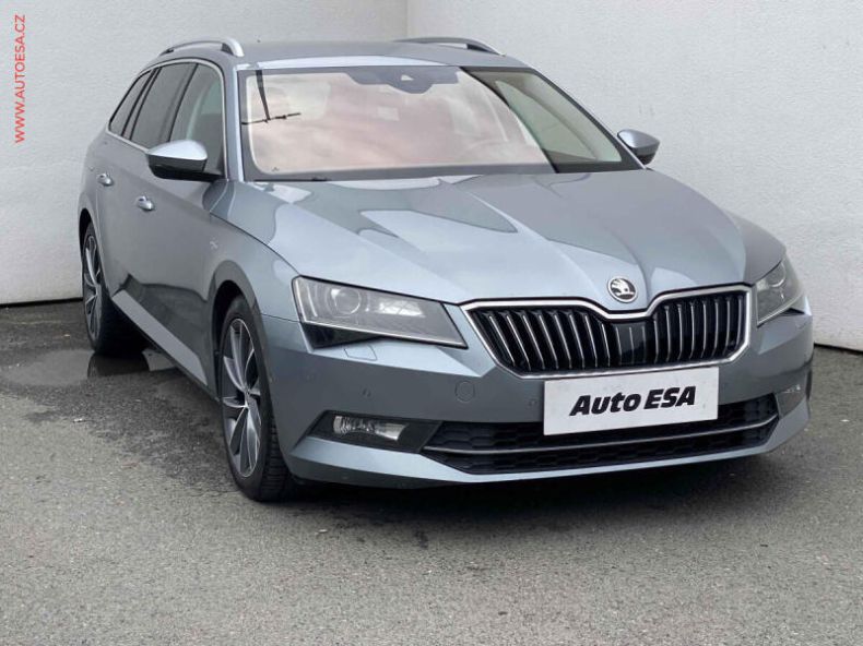 Škoda Superb - hlavní fotka