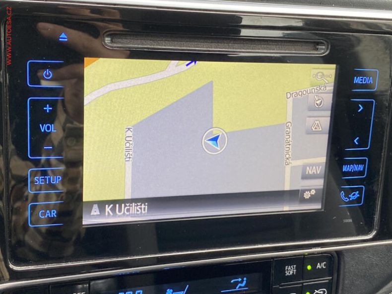 Toyota Auris - hlavní fotka