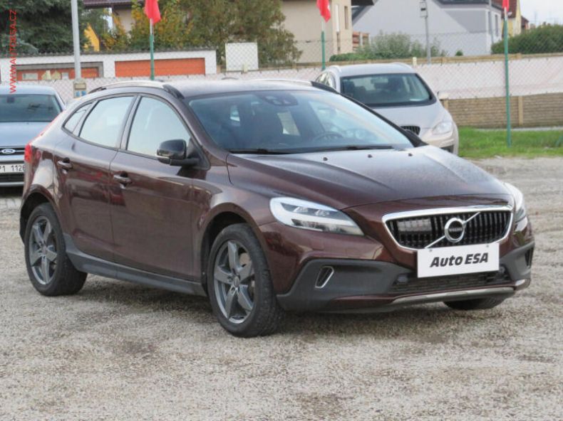 Volvo V40 - hlavní foto