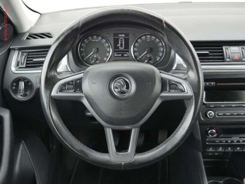 Škoda Rapid - hlavní fotka