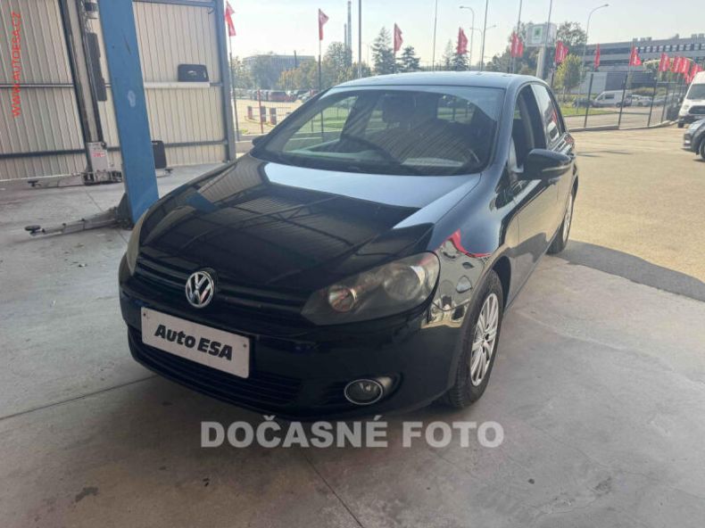 Volkswagen Golf - hlavní foto