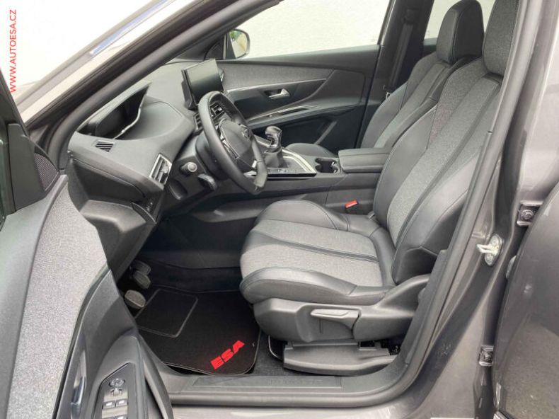 Peugeot 3008 - hlavní fotka