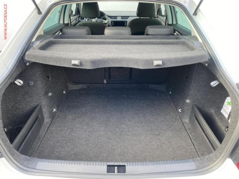 Škoda Octavia - hlavní fotka