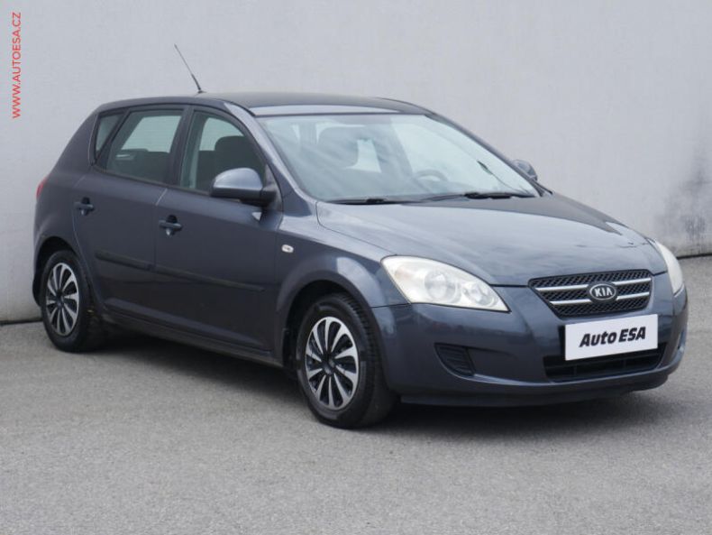 Kia Cee'd - hlavní foto