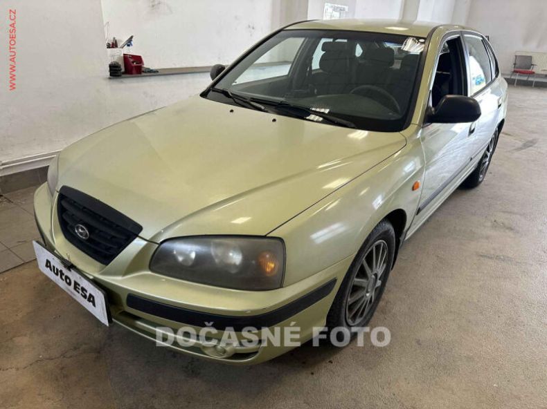 Hyundai Elantra - hlavní foto