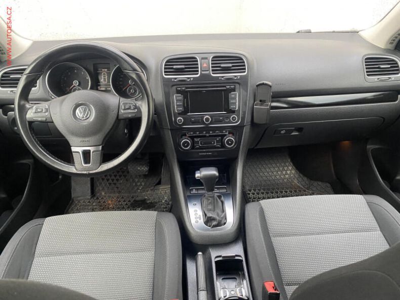 Volkswagen Golf - hlavní fotka