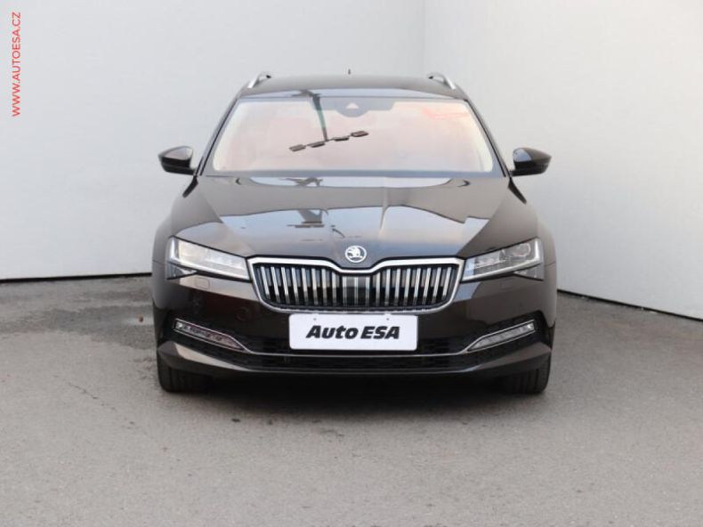 Škoda Superb - hlavní fotka