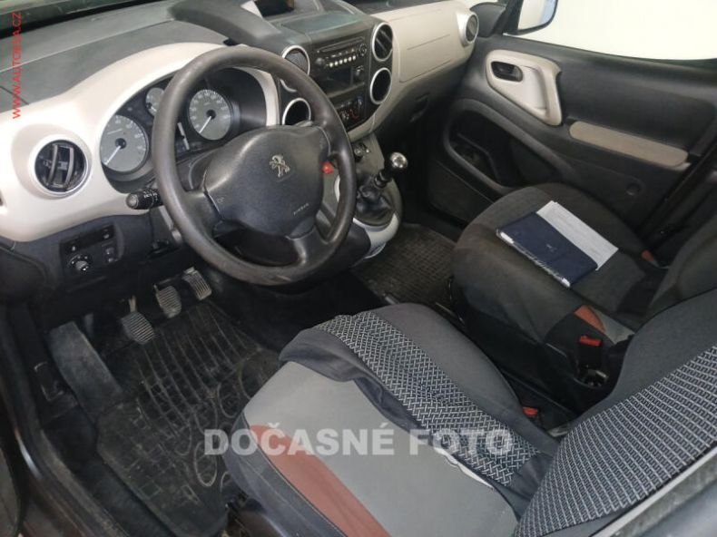 Peugeot Partner - hlavní fotka