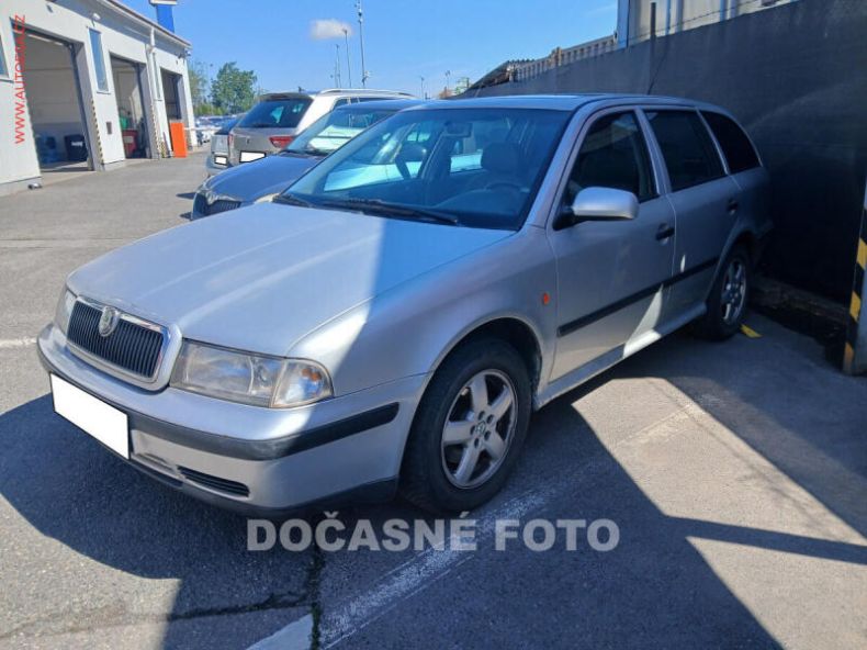 Škoda Octavia - hlavní fotka inzerátu