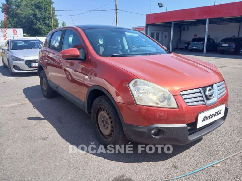 Nissan Qashqai - hlavní fotka inzerátu