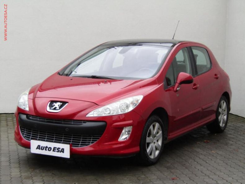 Peugeot 308 - hlavní fotka