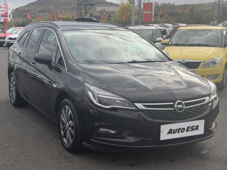 Opel Astra - hlavní fotka inzerátu
