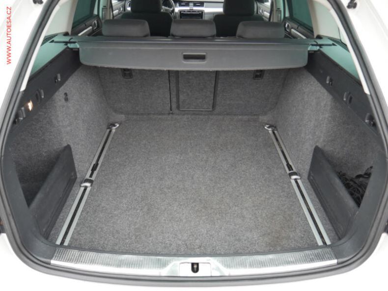 Škoda Superb - hlavní fotka