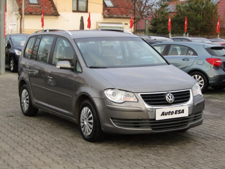 Volkswagen Touran - hlavní fotka inzerátu