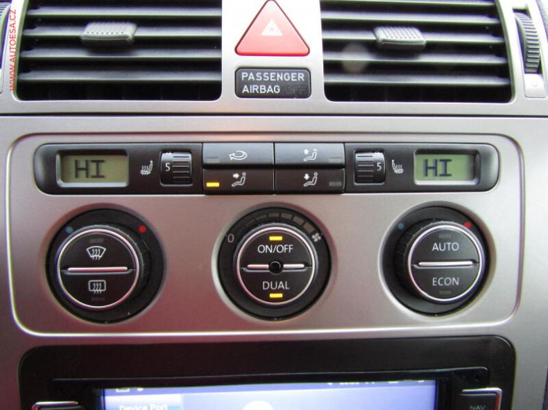 Volkswagen Touran - hlavní fotka