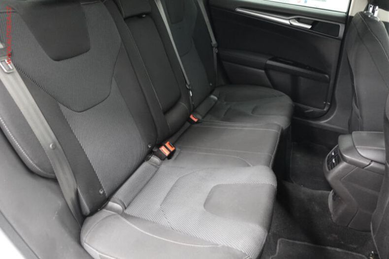 Ford Mondeo - hlavní fotka