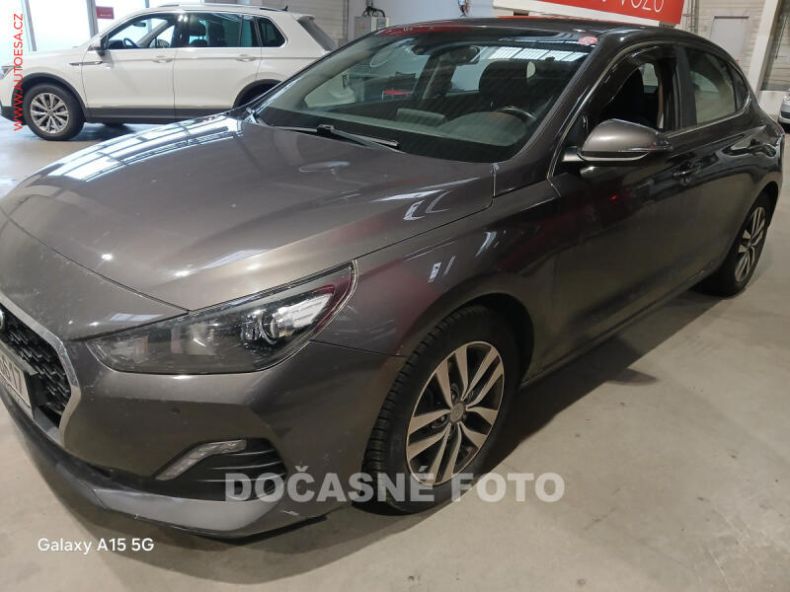 Hyundai i30 - hlavní foto
