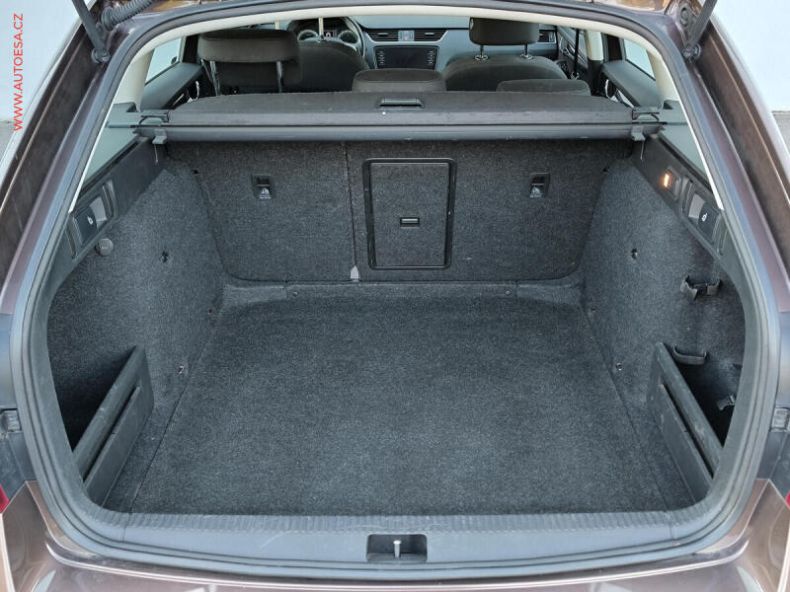 Škoda Octavia - hlavní fotka