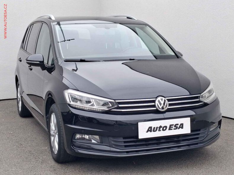 Volkswagen Touran - hlavní foto