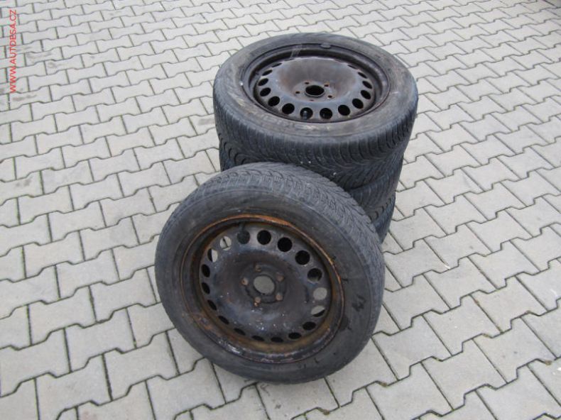 Opel Astra - hlavní fotka