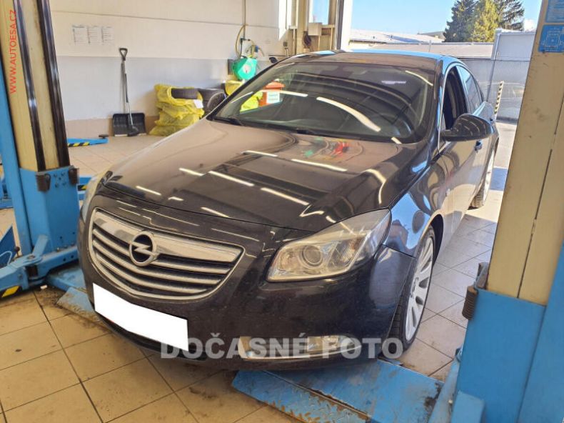 Opel Insignia - hlavní fotka inzerátu