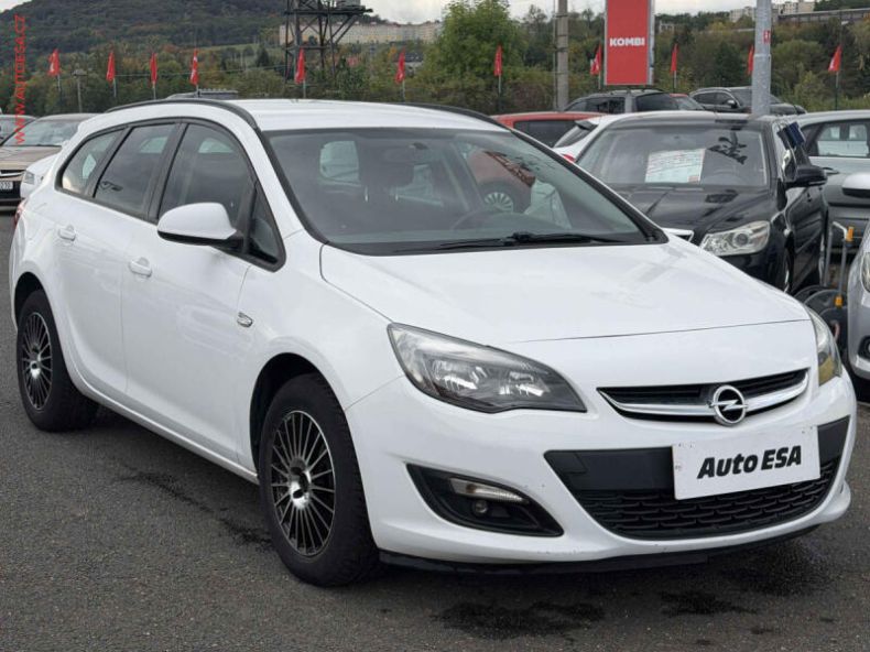 Opel Astra - hlavní fotka inzerátu