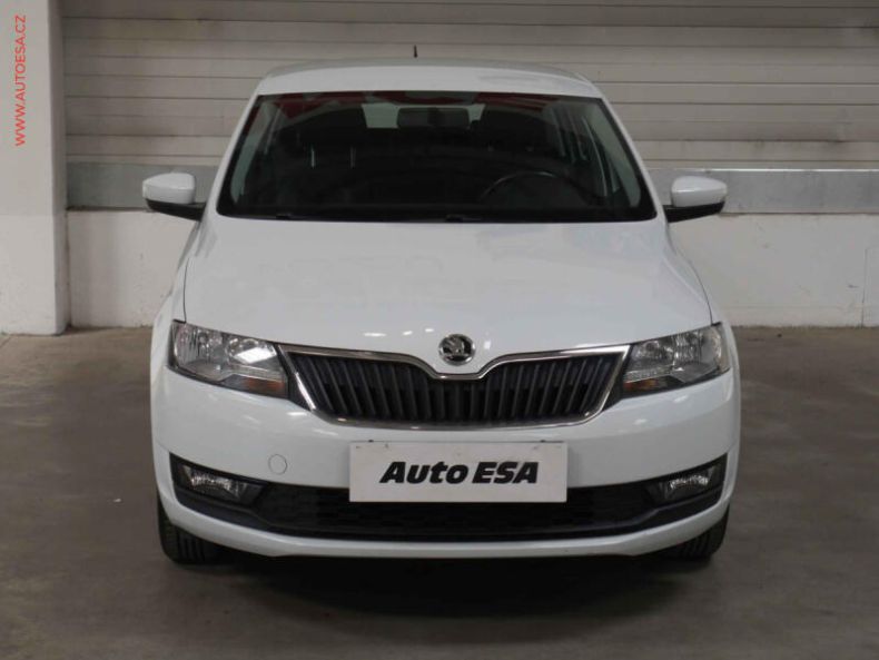 Škoda Rapid - hlavní fotka