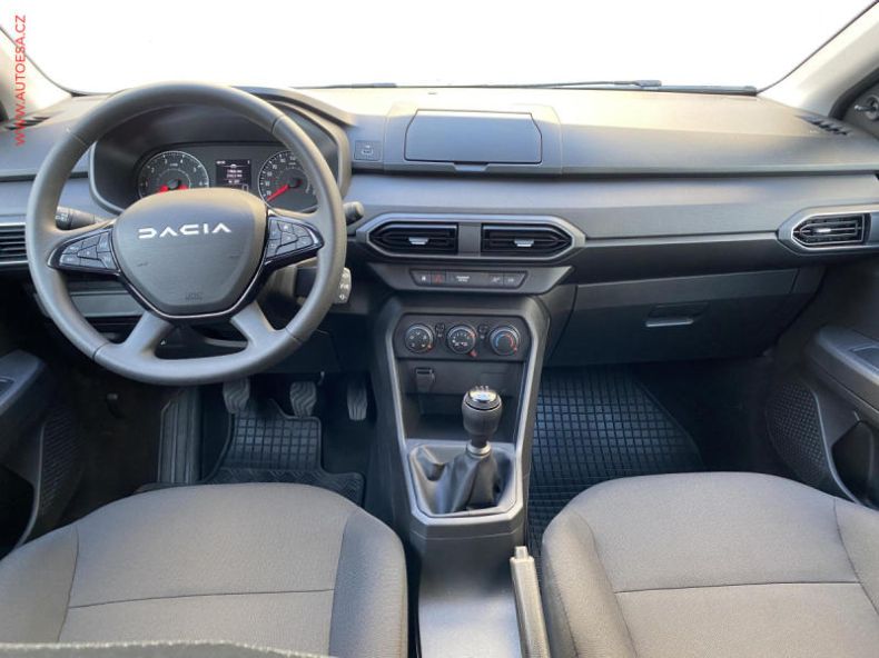 Dacia Sandero - hlavní fotka