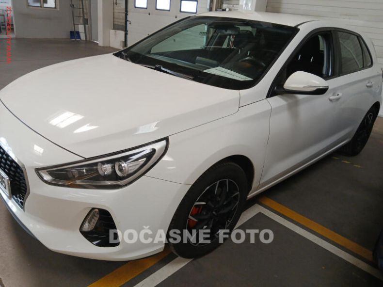 Hyundai i30 - hlavní foto