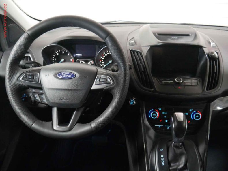 Ford Kuga - hlavní fotka