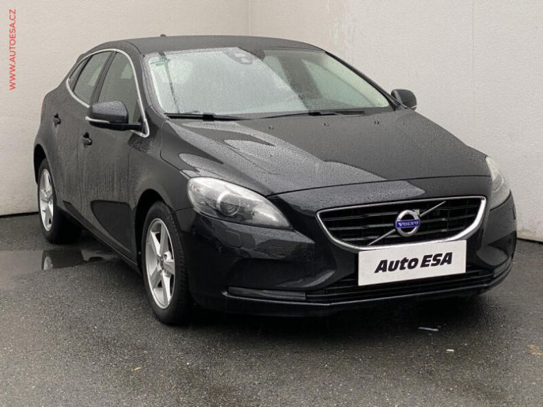 Volvo V40 - hlavní fotka