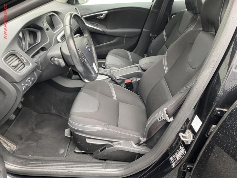 Volvo V40 - hlavní fotka