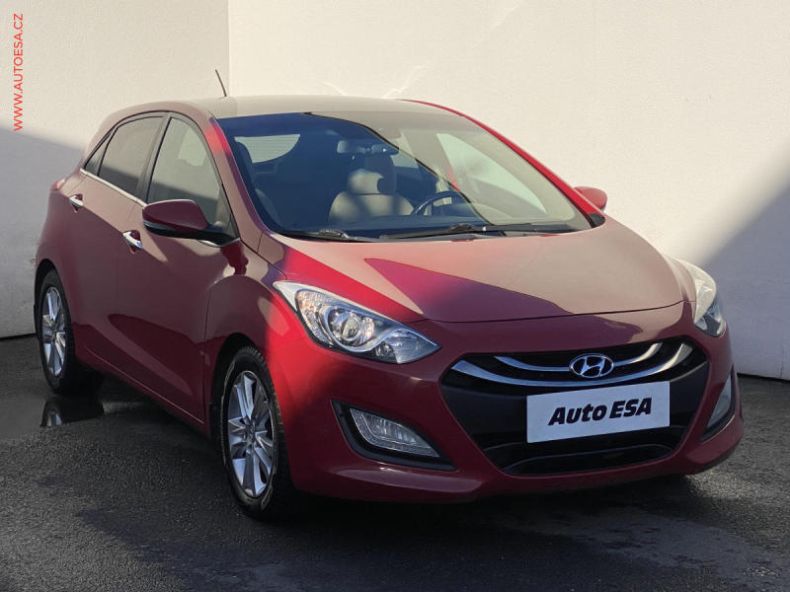 Hyundai i30 - hlavní foto